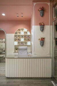 prettyy360º luxury salon in vadodara by p's design therapy